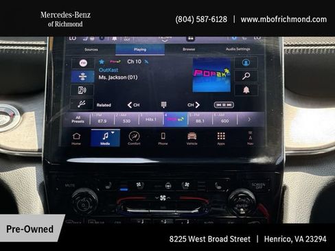 Used 2024 Jeep Grand Cherokee L Overland w/ Advanced Protech Group III AWD/4WD image 19