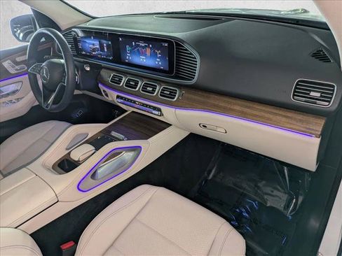Certified 2025 Mercedes-Benz GLE 350 4MATIC w/ Winter Package image 24