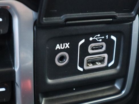 Used 2018 Jeep Wrangler Unlimited Sport S AWD/4WD image 68