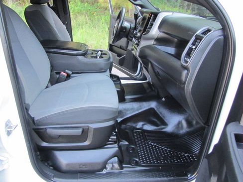 Used 2022 RAM 3500 Tradesman w/ Chrome Appearance Group AWD/4WD image 20