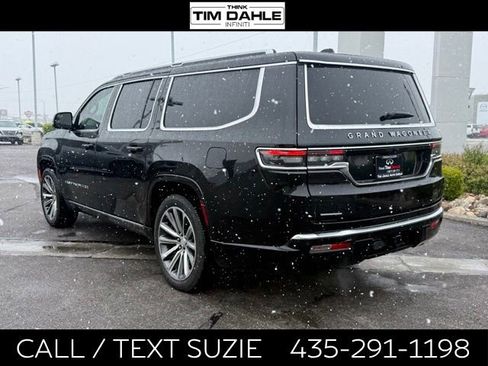 Used 2023 Jeep Grand Wagoneer L 4WD w/ Flexible Seating Group image 7