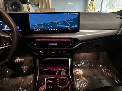 Used 2025 BMW 430i xDrive w/ Premium Package image 13