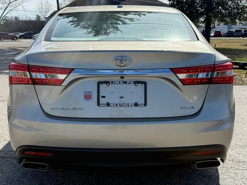Used 2013 Toyota Avalon XLE Touring image 41