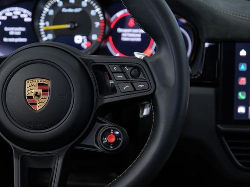 Used 2023 Porsche Cayenne Turbo GT AWD/4WD image 56