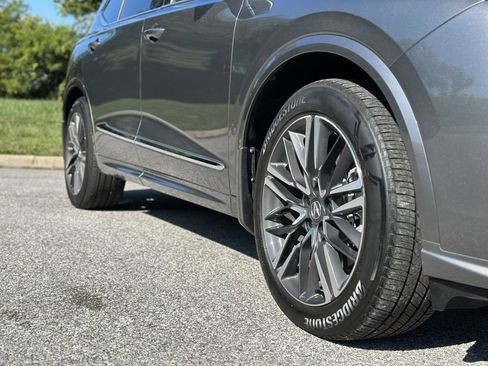 Used 2025 Acura MDX Advance Package image 9