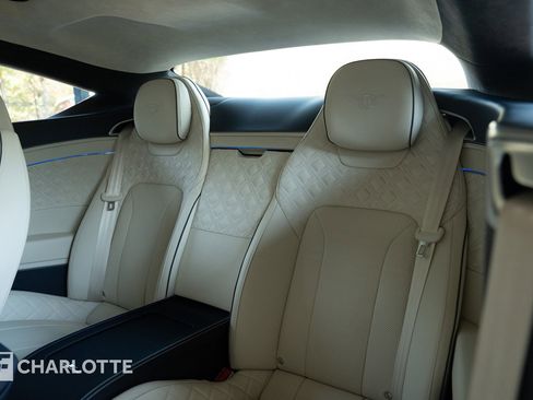 Used 2021 Bentley Continental GT AWD/4WD image 17
