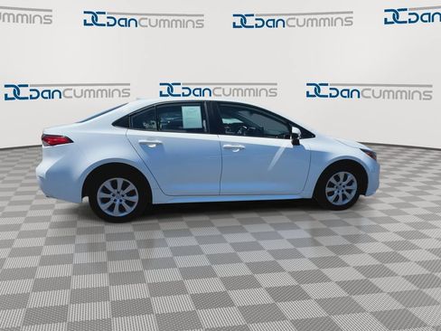 Used 2024 Toyota Corolla LE FWD image 9