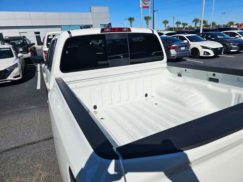 New 2026 Nissan Frontier SV w/ All-Weather Content Package image 8