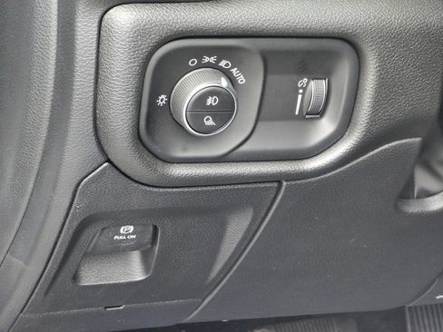 New 2026 RAM 1500 Classic Warlock AWD/4WD image 32