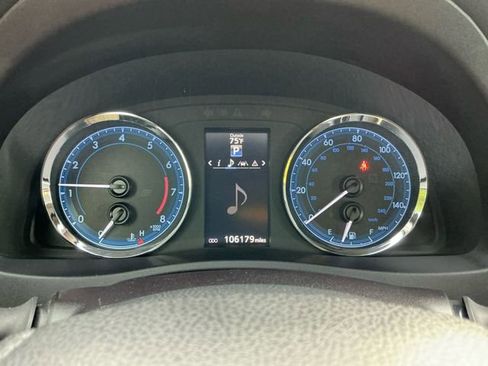 Used 2017 Toyota Corolla L FWD image 19