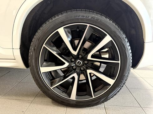 Used 2023 Volvo XC90 B6 Plus w/ Protection Package Premier AWD/4WD image 6