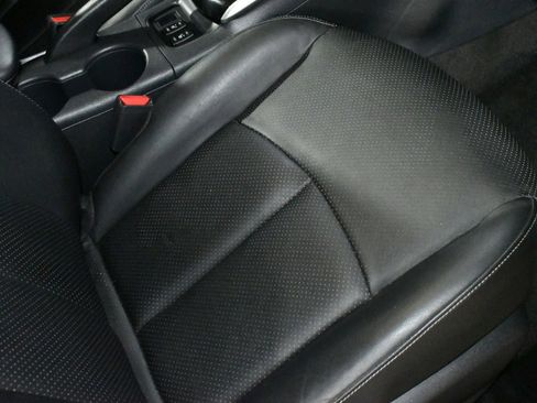 Used 2019 Nissan Sentra SL image 12