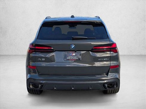 New 2026 BMW X5 xDrive50e image 8
