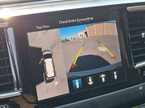 Certified 2020 Chrysler Pacifica Touring-L w/ Advanced Safetytec Group FWD image 20