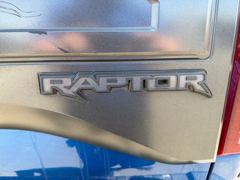 Used 2018 Ford F150 Raptor w/ Equipment Group 802A Luxury AWD/4WD image 28
