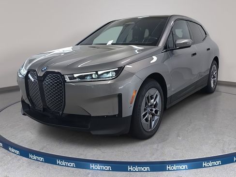 Certified 2023 BMW iX xDrive50 image 1