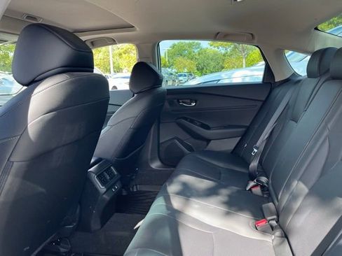 Used 2023 Honda Accord Touring image 9