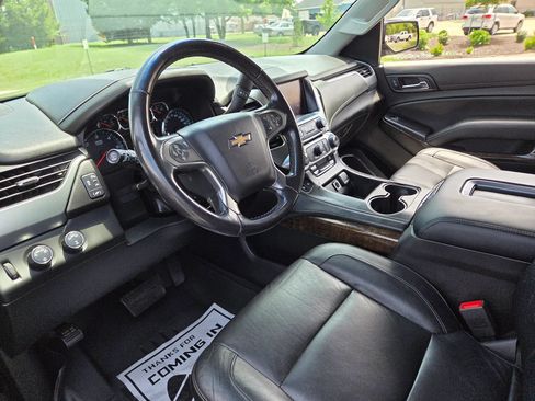 Used 2019 Chevrolet Suburban LT AWD/4WD image 18