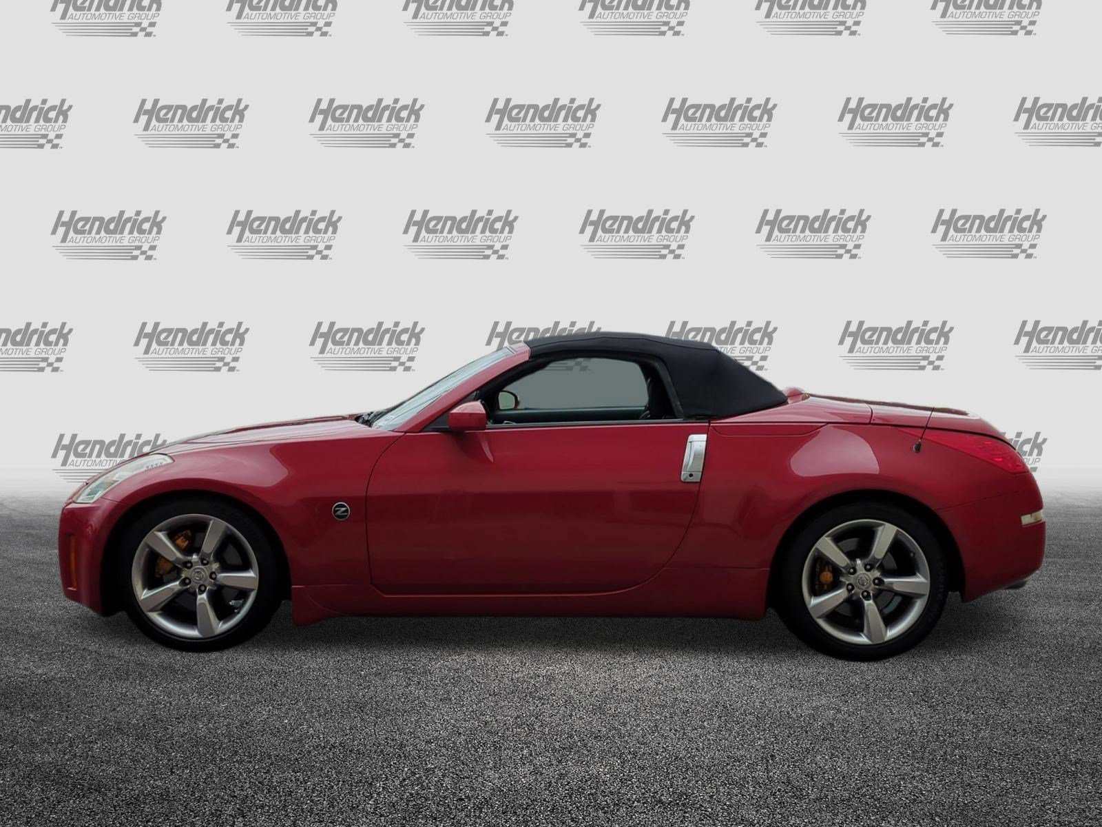 Used 2006 Nissan 350Z Grand Touring RWD image 7
