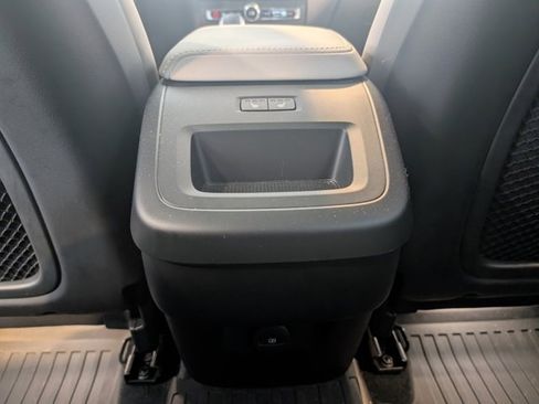 Used 2026 Volvo XC60 B5 Plus w/ Climate Package image 26