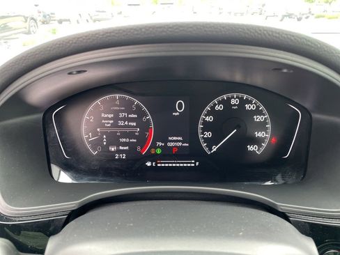 Used 2025 Honda Civic Sport image 26