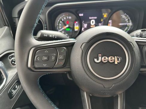 Used 2024 Jeep Wrangler Unlimited Rubicon 4xe image 21