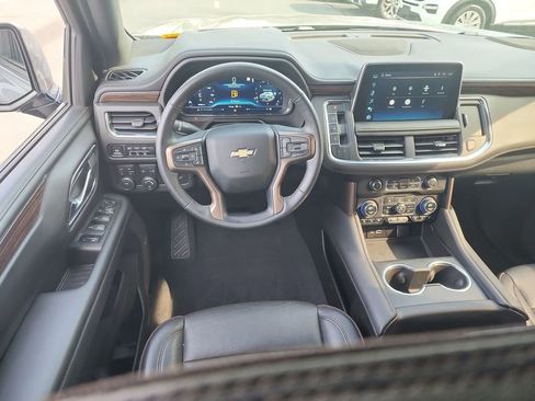 Certified 2023 Chevrolet Suburban High Country AWD/4WD image 10