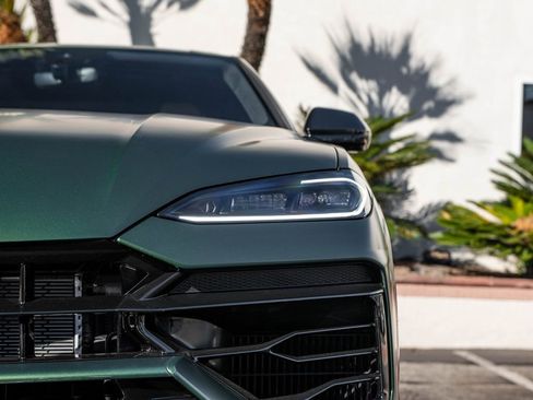 New 2025 Lamborghini Urus SE image 39