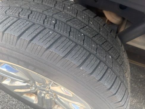 Used 2018 Ford F150 XLT w/ Equipment Group 302A Luxury AWD/4WD image 14