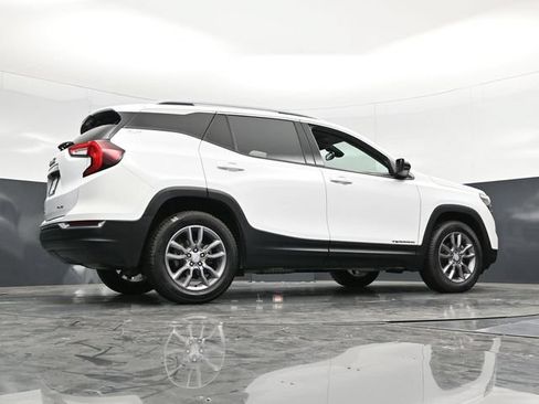 Used 2023 GMC Terrain SLT AWD/4WD image 58