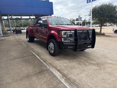 Used 2020 Ford F450 Platinum w/ FX4 Off-Road Package image 2