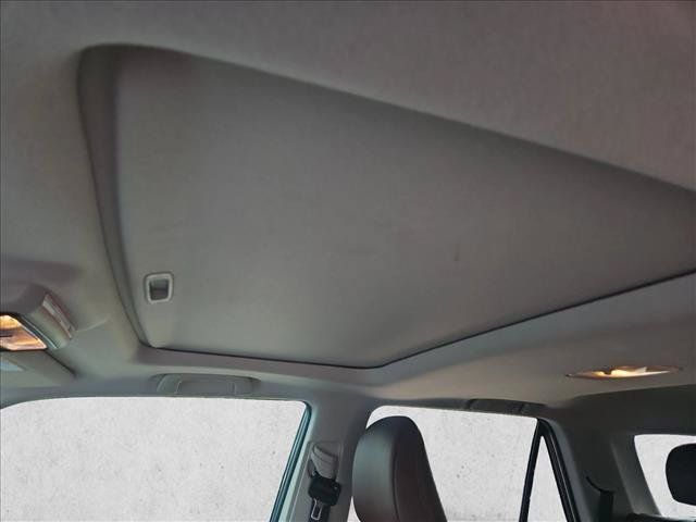Used 2023 Toyota 4Runner Limited AWD/4WD image 16