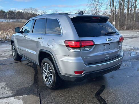 Used 2020 Jeep Grand Cherokee Limited image 3