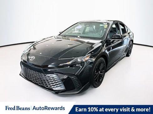 New 2026 Toyota Camry SE FWD image 3