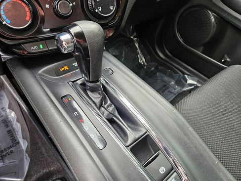 Used 2018 Honda HR-V LX image 6