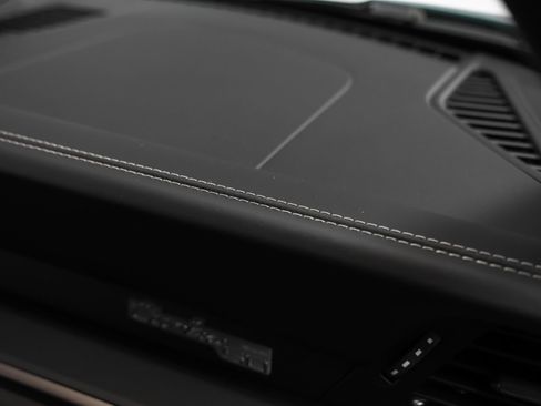 Certified 2025 Porsche 911 Turbo AWD/4WD image 43