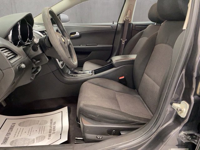 Used 2010 Chevrolet Malibu LT FWD image 5