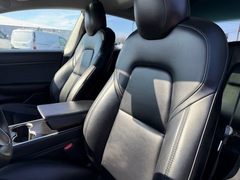 Used 2020 Tesla Model 3 Standard Range Plus image 26