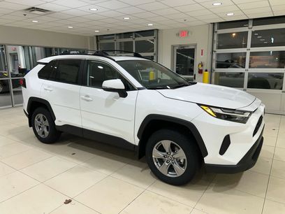 New 2025 Toyota RAV4 XLE w/ Convenience Package