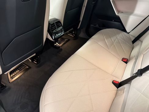 New 2026 BMW iX xDrive45 AWD/4WD image 4