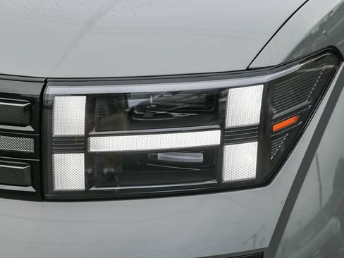 Certified 2026 Hyundai Santa Fe Limited AWD/4WD image 5