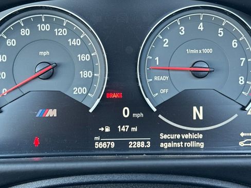 Used 2016 BMW M4 Convertible image 24