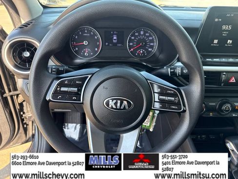 Used 2020 Kia Forte LXS FWD image 13