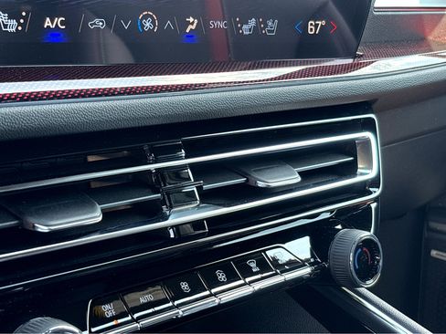 New 2026 Chevrolet Traverse RS image 5