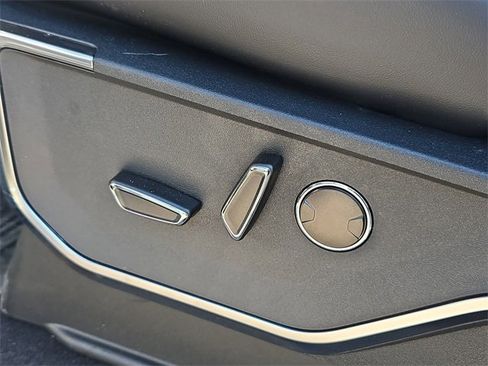 Used 2025 Ford F150 Raptor image 12