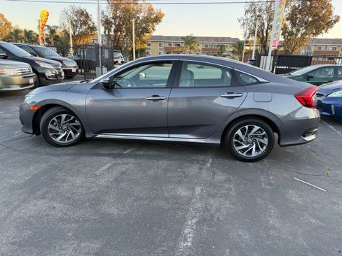 Used 2016 Honda Civic EX image 11