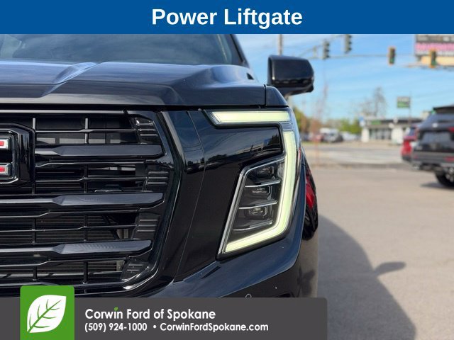 Used 2025 GMC Yukon Elevation AWD/4WD image 8