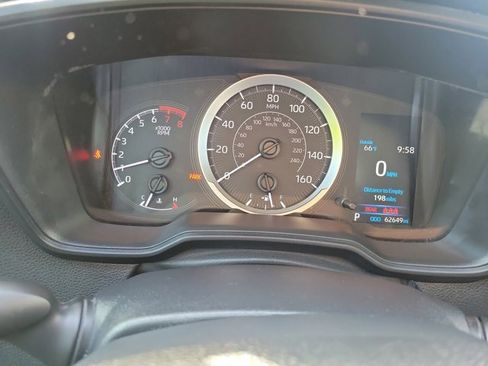 Used 2021 Toyota Corolla LE image 26