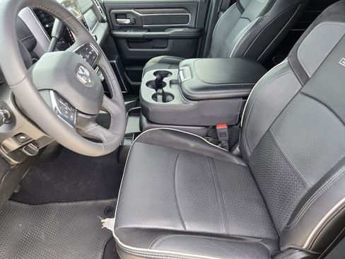 Used 2026 RAM 2500 Laramie AWD/4WD image 14
