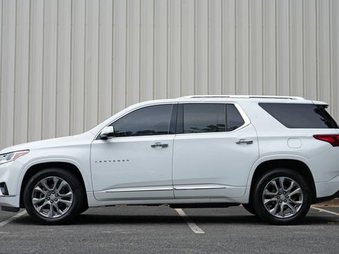 Used 2019 Chevrolet Traverse Premier AWD/4WD image 8